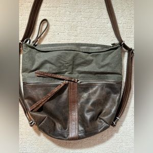LIKE NEW Rough & Tumble original city safari 
| waxed canvas + leather -small
